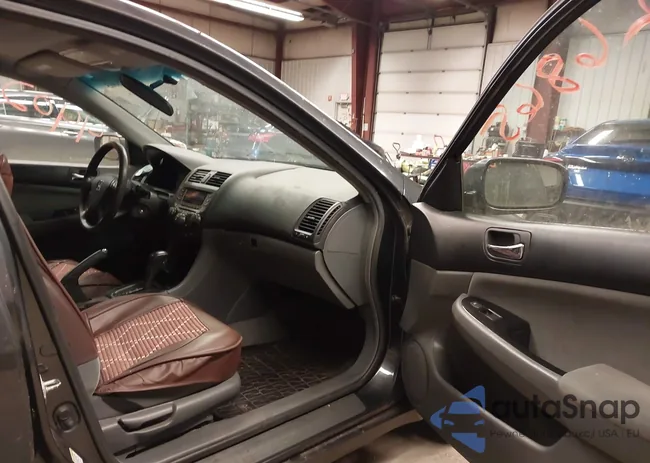 1HGCM56336A017217: 44026865