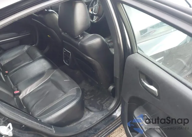 2C3CDXJG5GH140898: 44026883