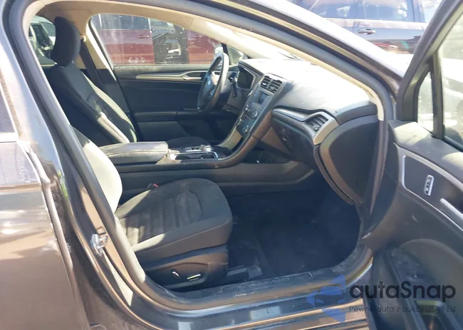 3FA6P0LU0JR247983: 44026903