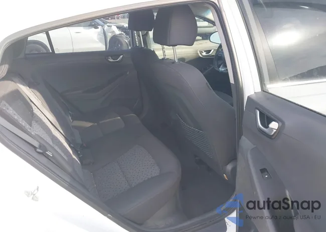 KMHC75LC0HU036864: 44026938