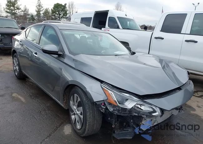 1N4BL4BV7LC233270: 44027058