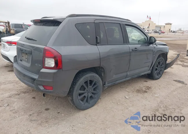 1C4NJCBA5FD185996: 44027092