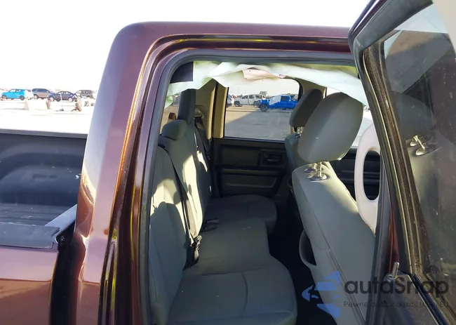 1C6RR6FPXDS594814: 44027126