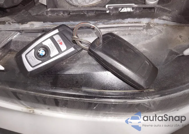 WBS1H9C33HV888113: 44027146