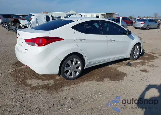 5NPDH4AE5DH240939: 44026323