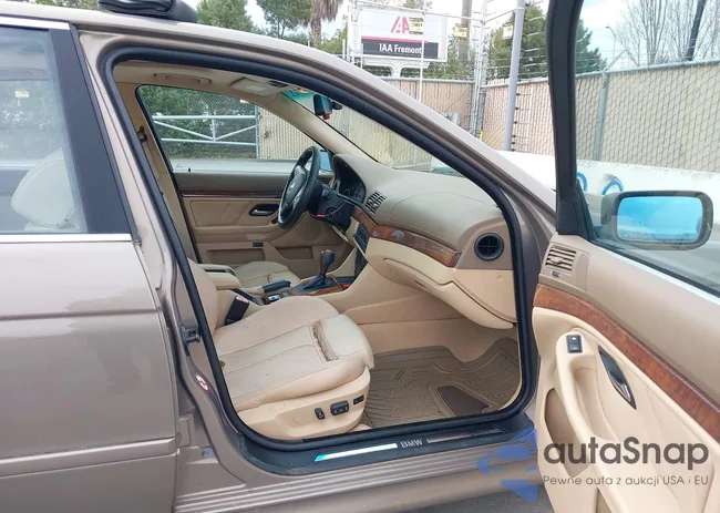 WBADT43492GY97437: 44026424