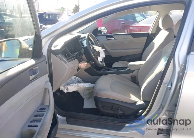 5NPE34AF4KH783417: 44026430