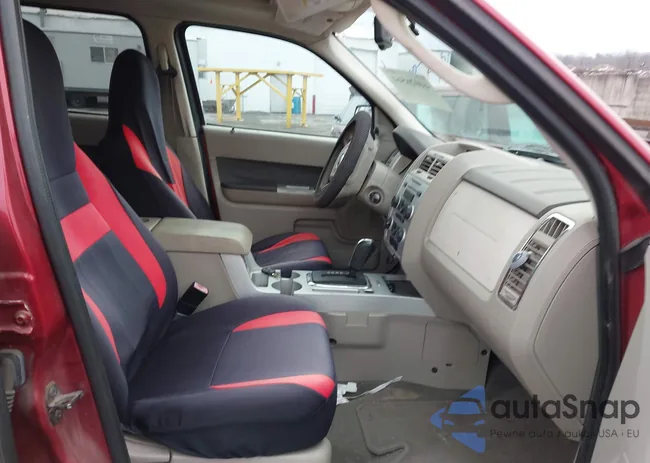 4M2CU91739KJ11252: 44026564