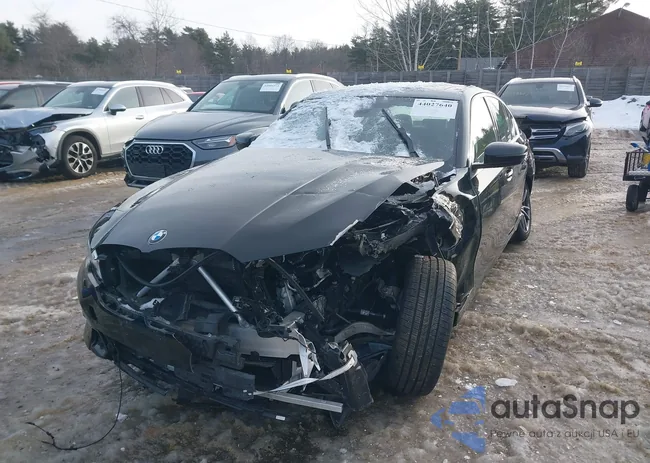 3MW5R7J03M8B87116: 44027640