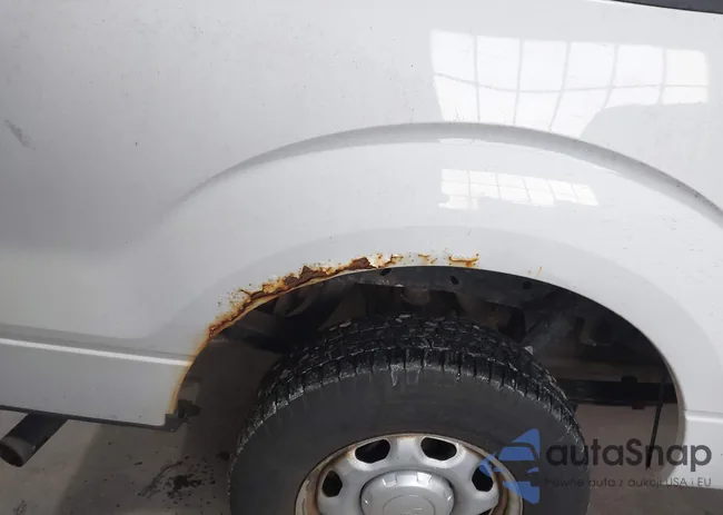 1FTMF1CM3EKE75528: 44027653