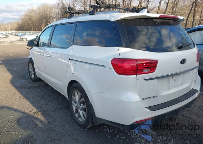 KNDMB5C1XK6535043: 44027708