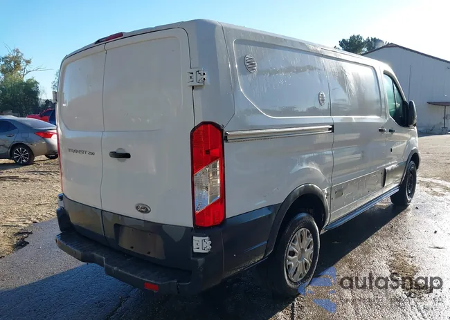 1FTNR1YM6FKB09357: 44027716