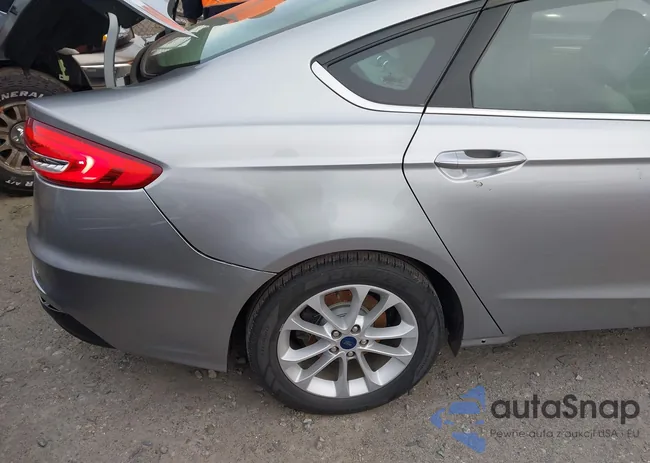 3FA6P0HD9LR176892: 44027809