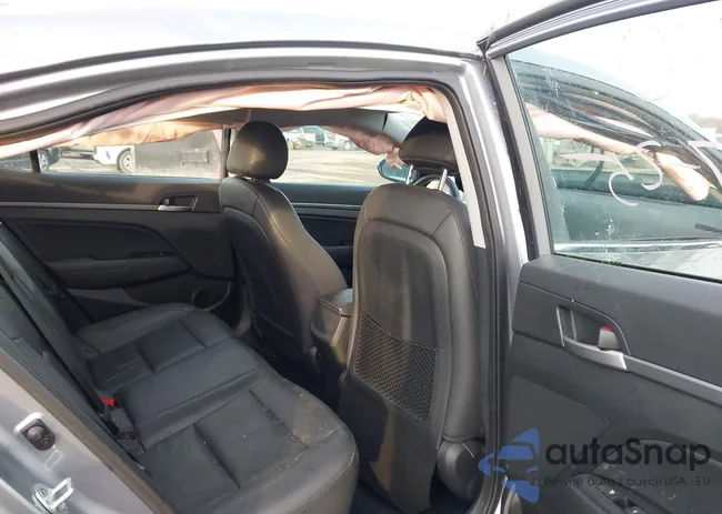 5NPD84LF5HH016596: 44027862