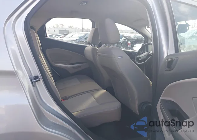 MAJ3P1RE3JC223961: 44027886