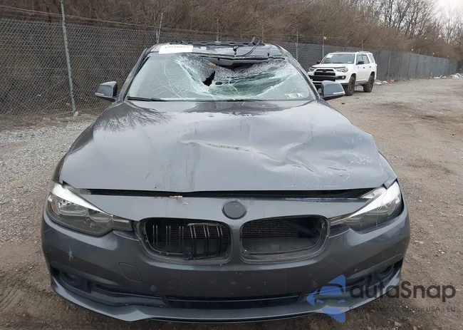 WBA8E5G54GNT40202: 44028057