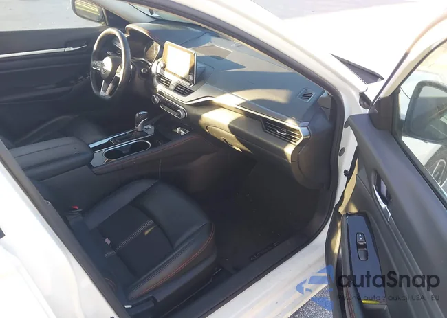 1N4BL4CV6RN392440: 44028064