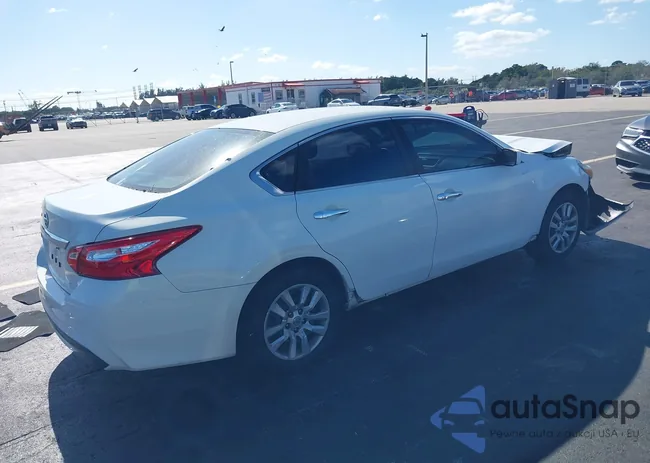 1N4AL3AP3HN347724: 44028074