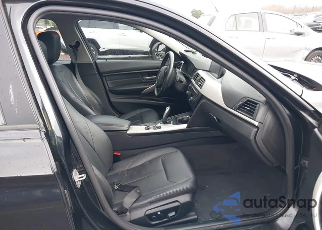 WBA3C3C50FP664602: 44027375