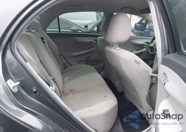 5YFBU4EE5DP198563: 44027399