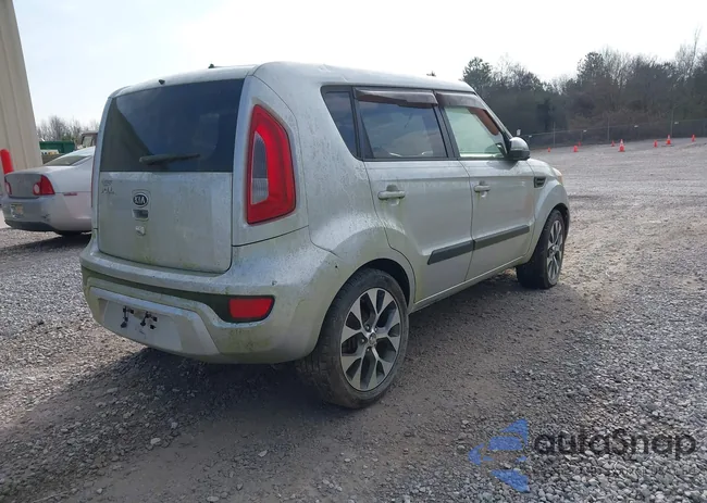 KNDJT2A69C7404856: 44027533