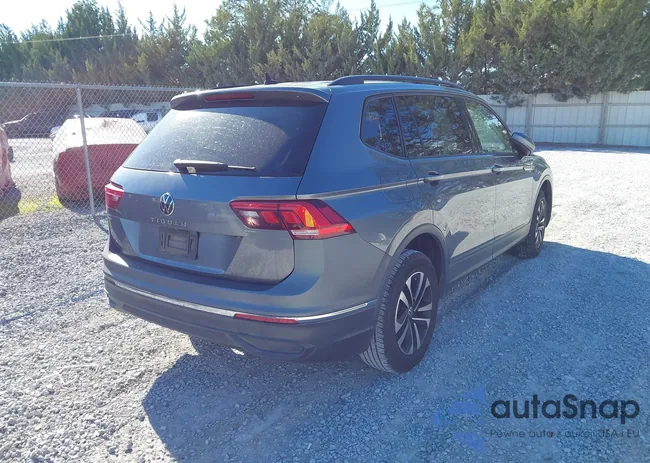 3VV1B7AX6NM050474: 44028639