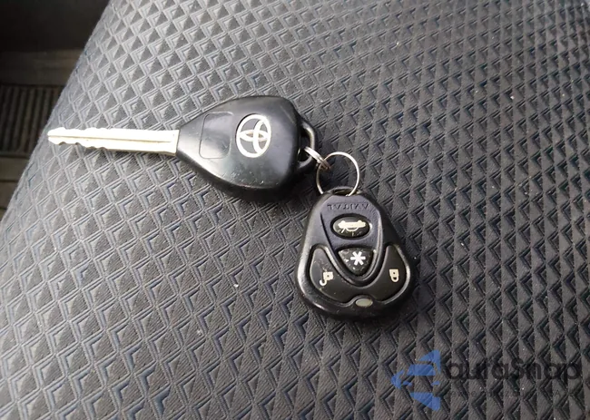 4T1BE46K09U883545: 44028645