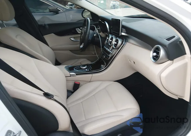 WDDWF4KB0JR319142: 44028677