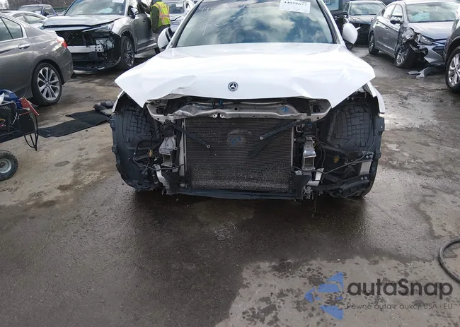 WDDWF4KB0JR319142: 44028677