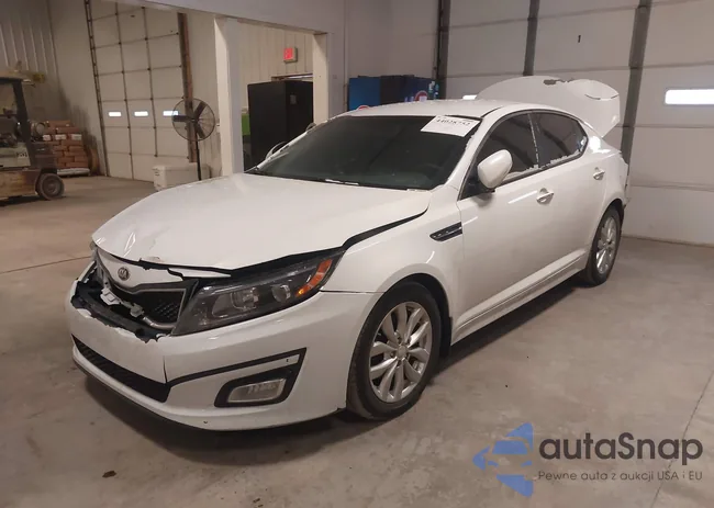 5XXGM4A77FG496752: 44028752