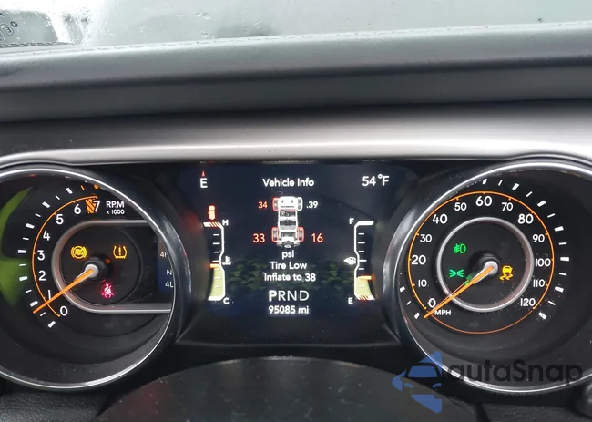 1C4HJXEG8LW335930: 44028776