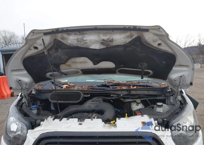 1FTYR2ZM7FKA18017: 44028796