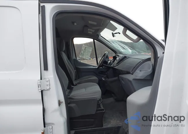 1FTYR2ZM7FKA18017: 44028796