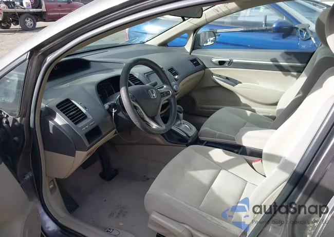 1HGFA16889L025817: 44028822