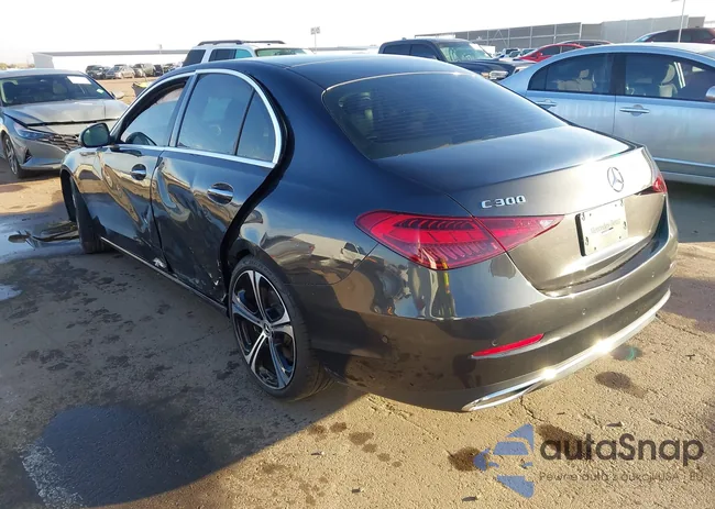 W1KAF4GB7NR030901: 44028842