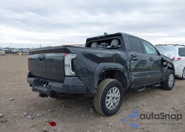 3TMLB5JN8SM185042: 44028924