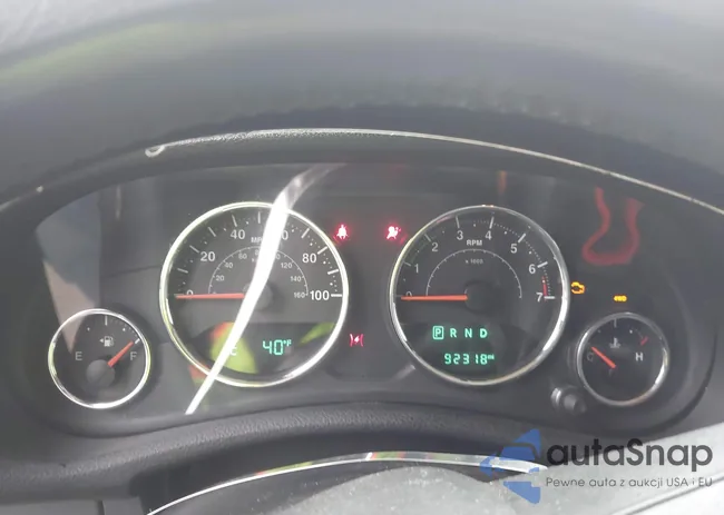 1C4HJWEG1JL900737: 44028947