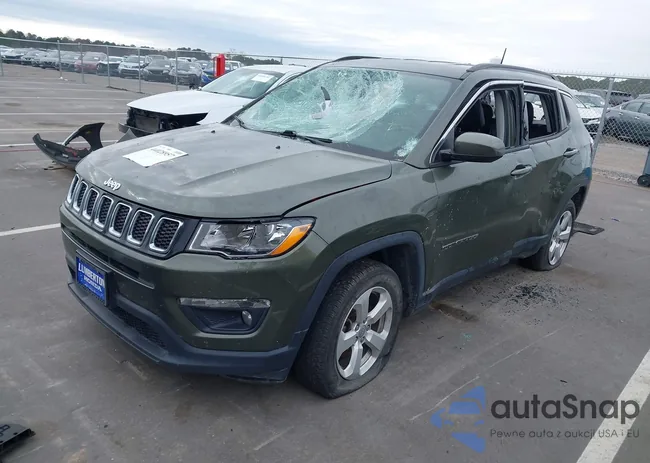 3C4NJDBB0JT113072: 44028957