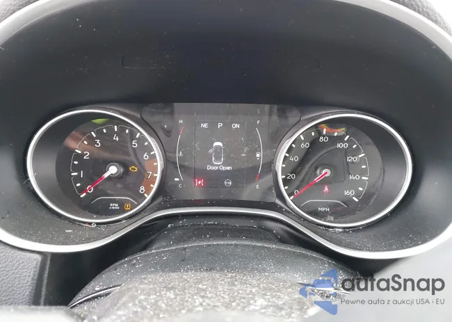 3C4NJDBB0JT113072: 44028957