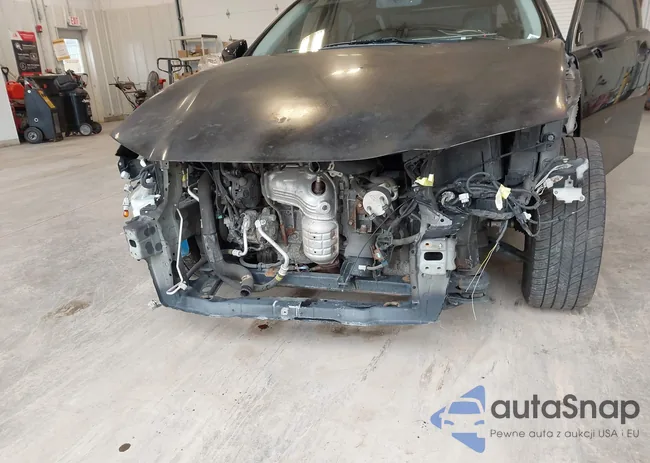 JTHBK1GG2F2190679: 44028958