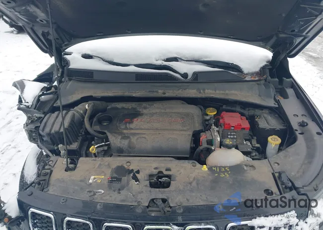 3C4NJDBB0KT703693: 44029125