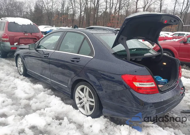 WDDGF4HB3DA799093: 44028263