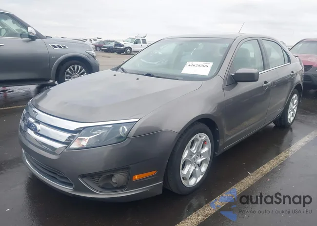 3FAHP0HAXBR315666: 44028306