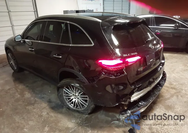 W1NKM4HB8SF376450: 44028337