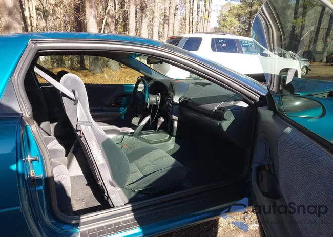 2G1FP22K6T2147628: 44028353