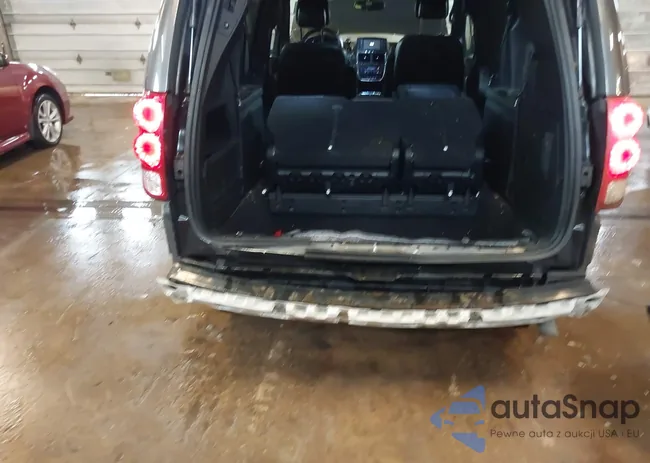 2C4RDGCG1ER471925: 44028413