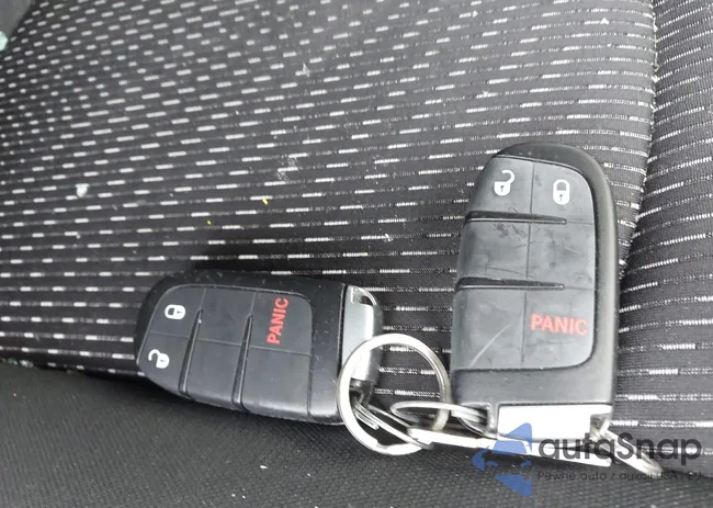 3C4PDCBB1GT162882: 44028588