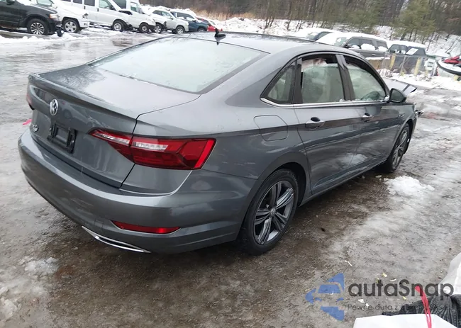 3VWC57BU9MM013174: 44029632