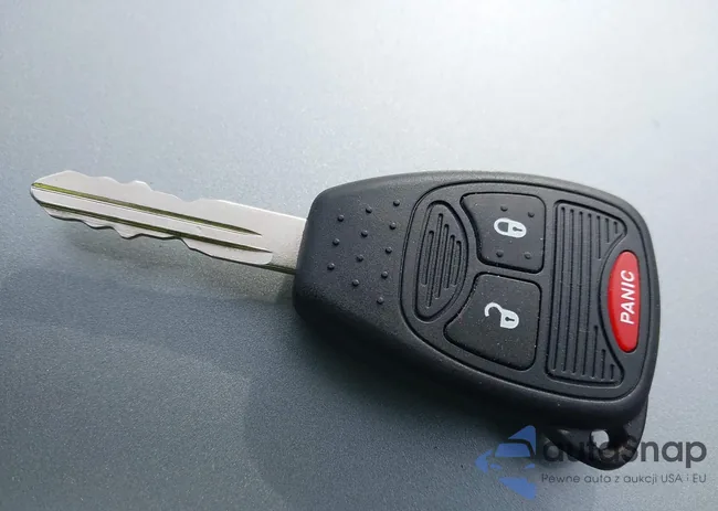 1C4HJWEG5EL214562: 44029737