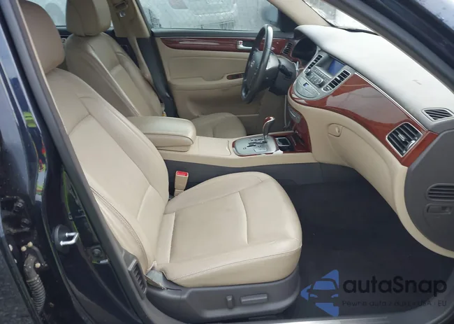 KMHGC4DDXCU173852: 44029777